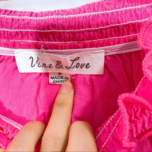 Ruffle Off Shoulder Blouse Hot Pink Small - Picture 6 of 6